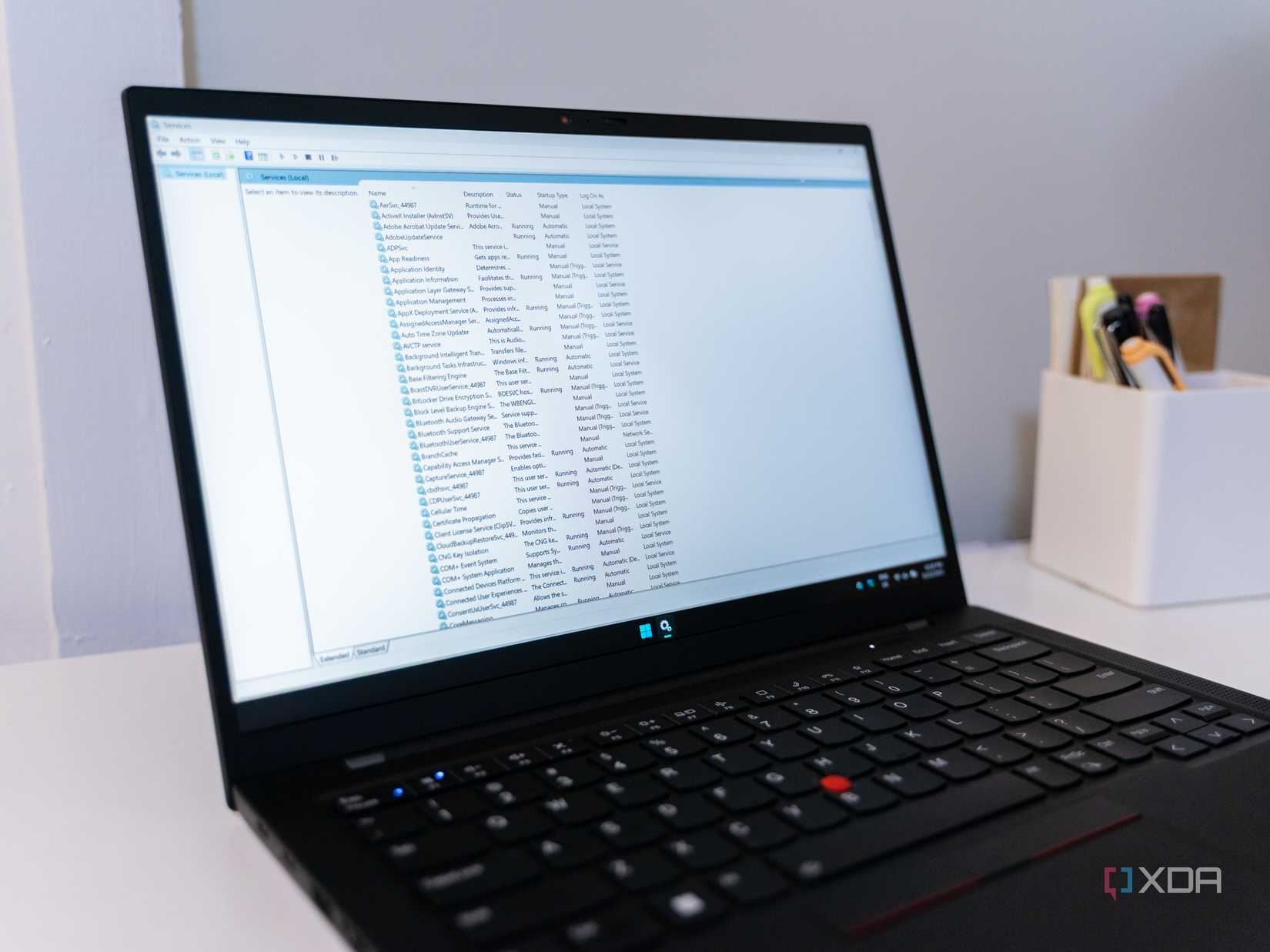 Windows 11'in görünmez servisi laptopunuzu ısıtıyor ve pilini erken bitiriyor