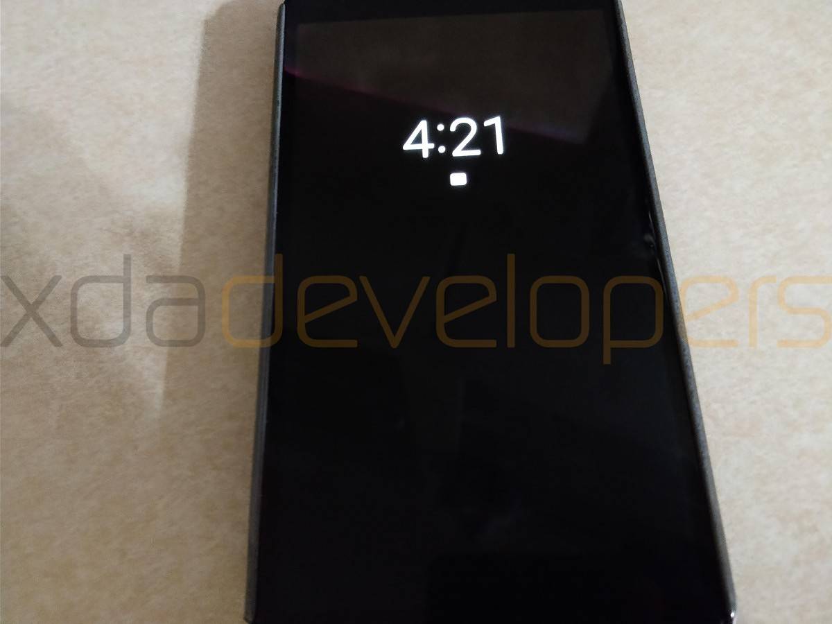 Always on Ambient Display Google Pixel 2