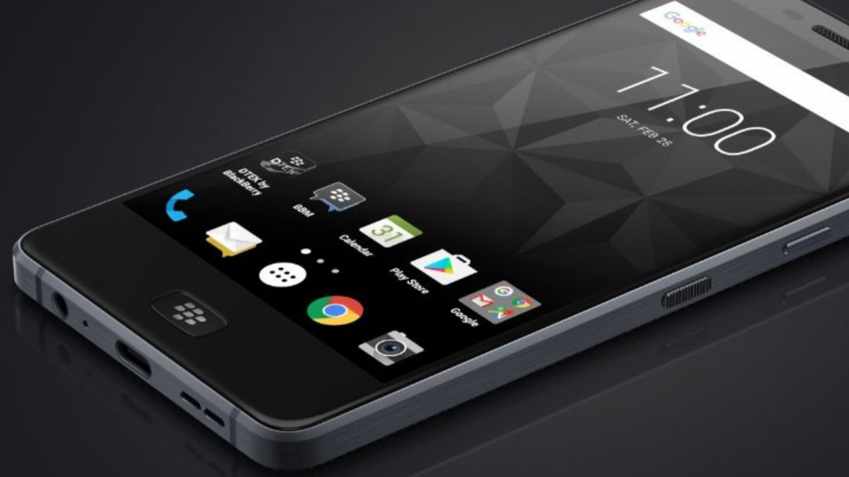 BlackBerry Motion, TCL's First All-Touchscreen Android Smartphone