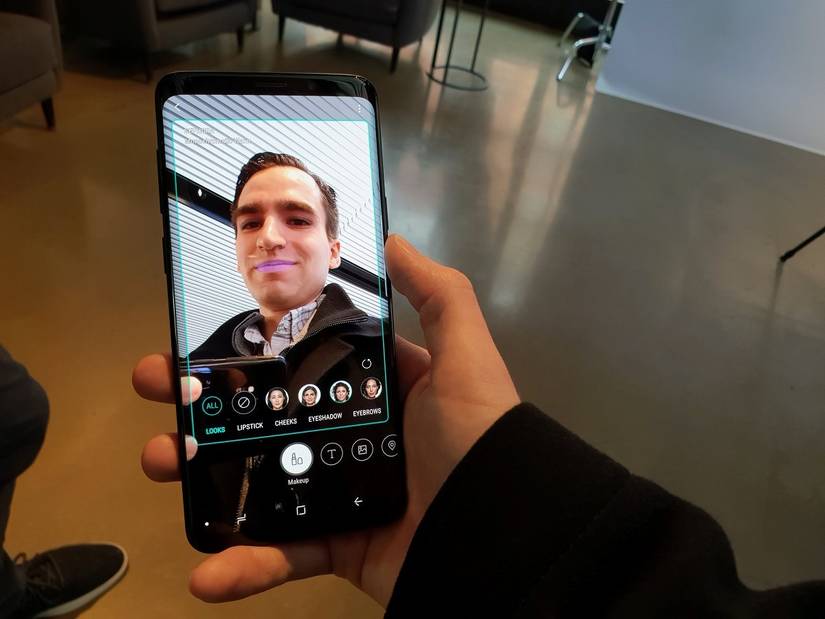 Samsung Galaxy S9 and Galaxy S9+ Hands On