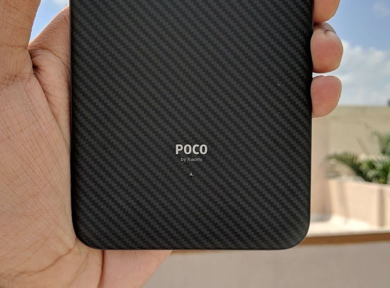 Xiaomi POCO F1 Design, Display, Speed, and Smoothness Review