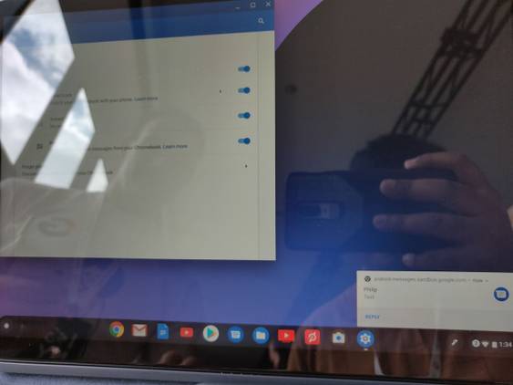 Android Messages on the Google Pixel Slate