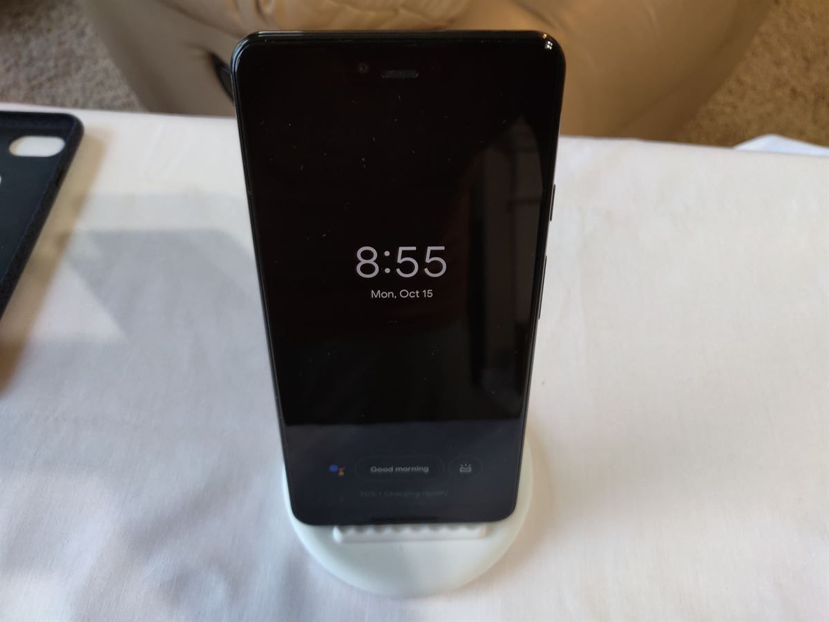 Google Pixel 3 XL on Pixel Stand