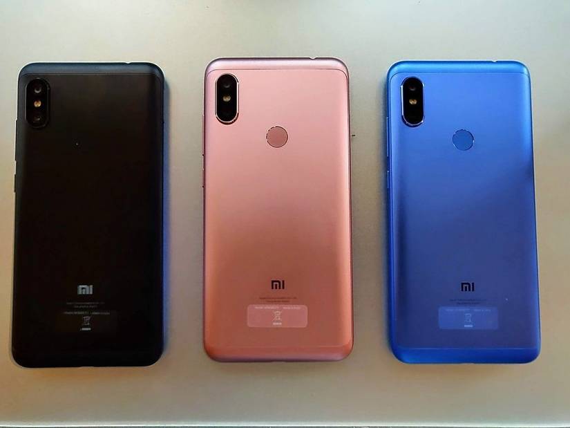 Redmi Note 6 While Hands-on with the Xiaomi Redmi Note 6 Pro!