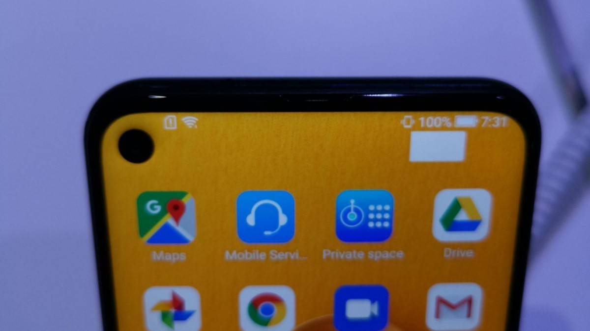 HiSense U30