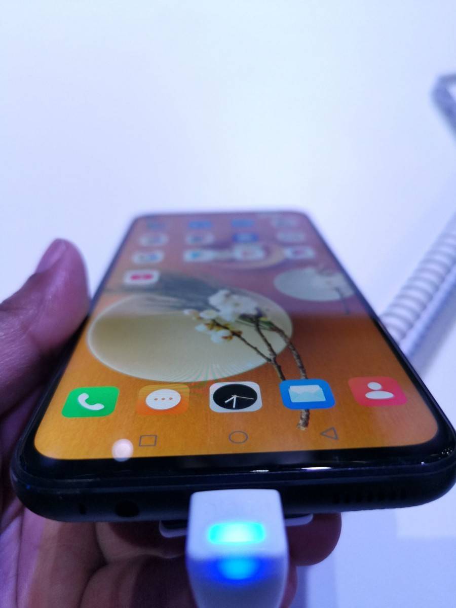 HiSense U30