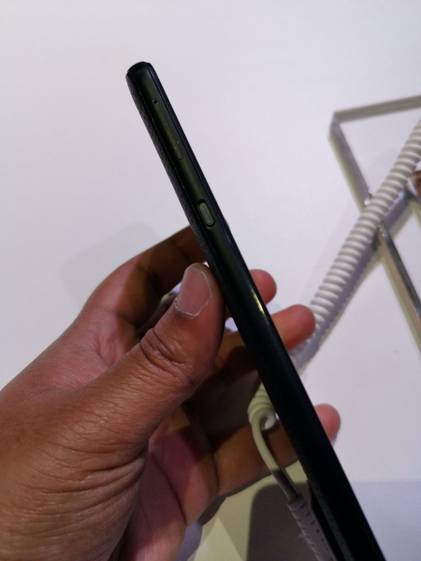 HiSense U30