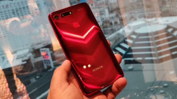 Honor View 20 review: A hole new idea - Pocket-lint Honor View 20 review: A hole new idea - Pocket-lint