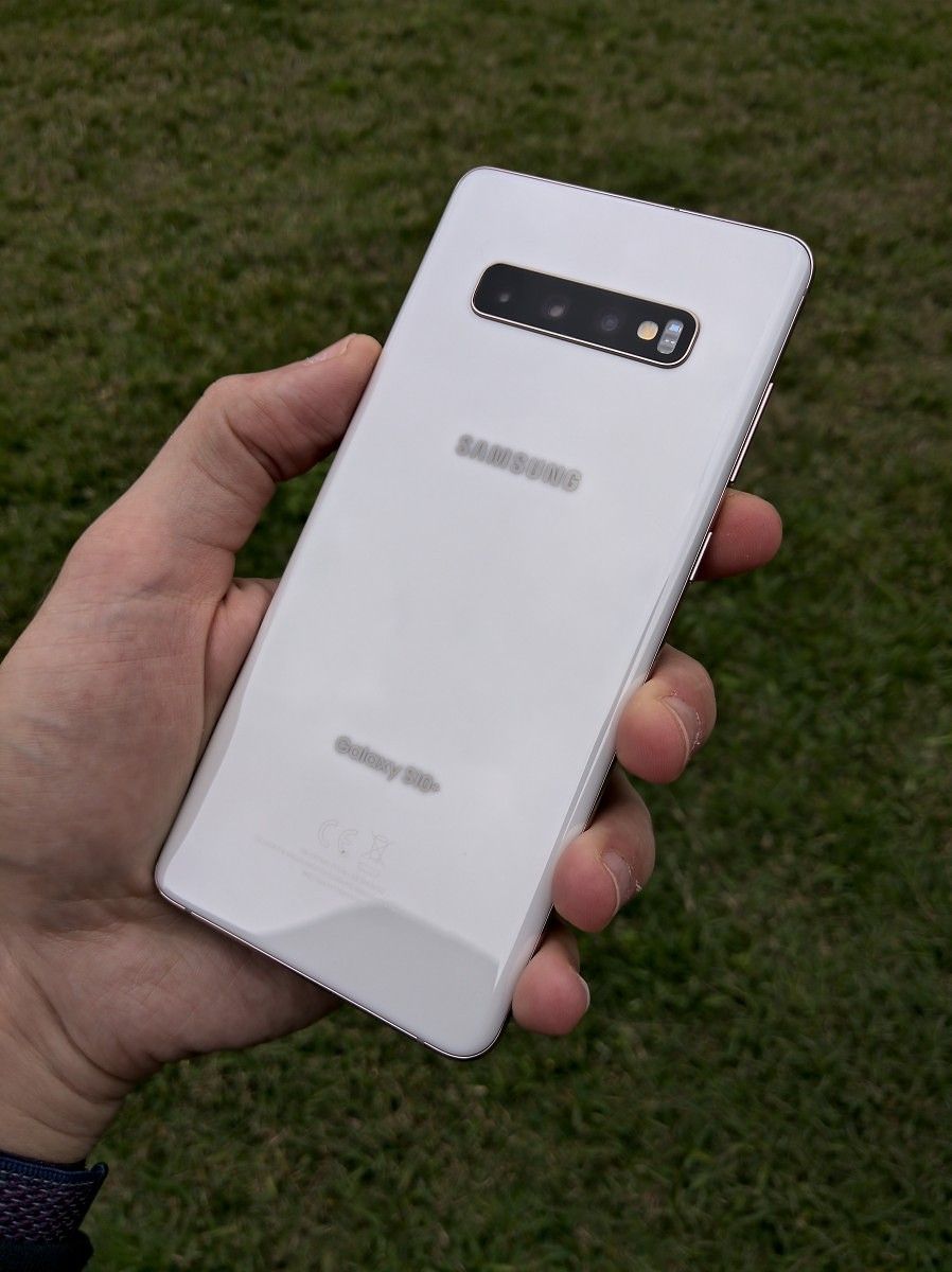 Hands-on with Samsung's ridiculous $1,600 Ceramic Galaxy S10+