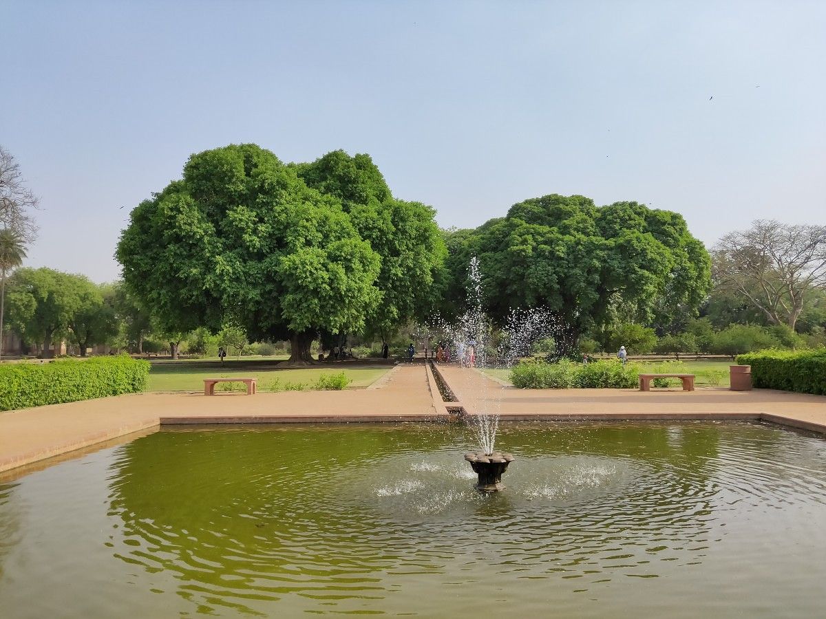 Realme 3 Pro camera