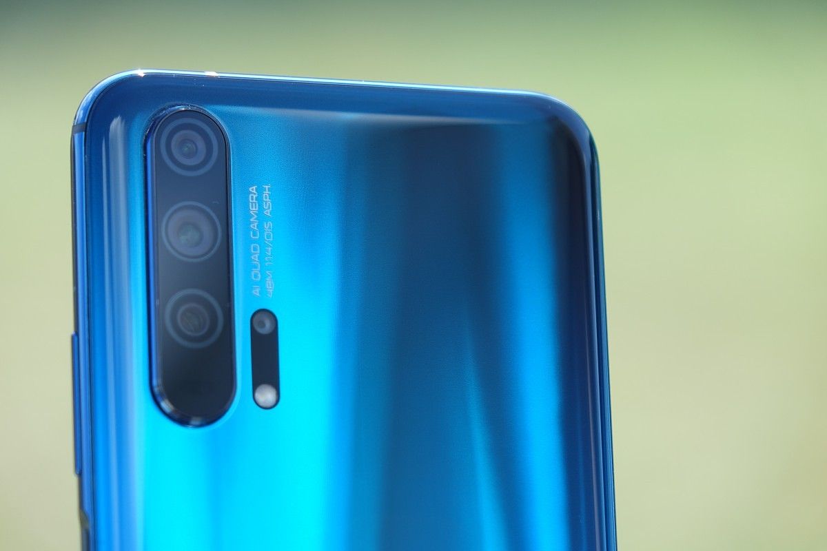 Honor 20 Pro design