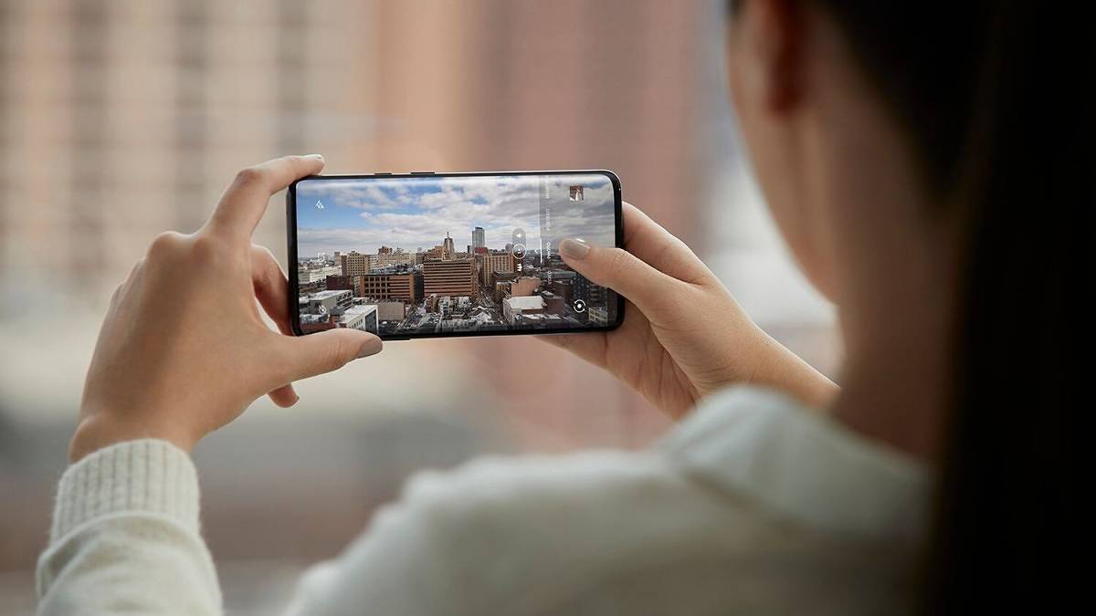 Wide Angle and Telephoto Video Recording on the OnePlus 7 Pro on OxygenOS Open Beta 1 on Android 10