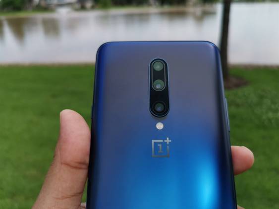 OnePlus 7 Pro in Nebula Blue