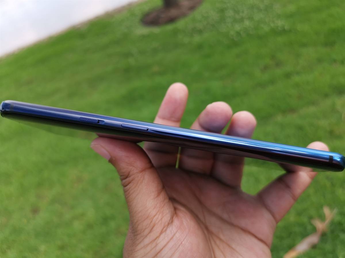OnePlus 7 Pro Nebula Blue