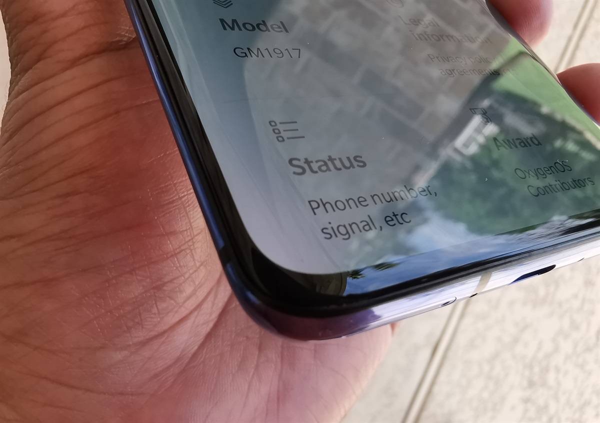 OnePlus 7 Pro in Nebula Blue