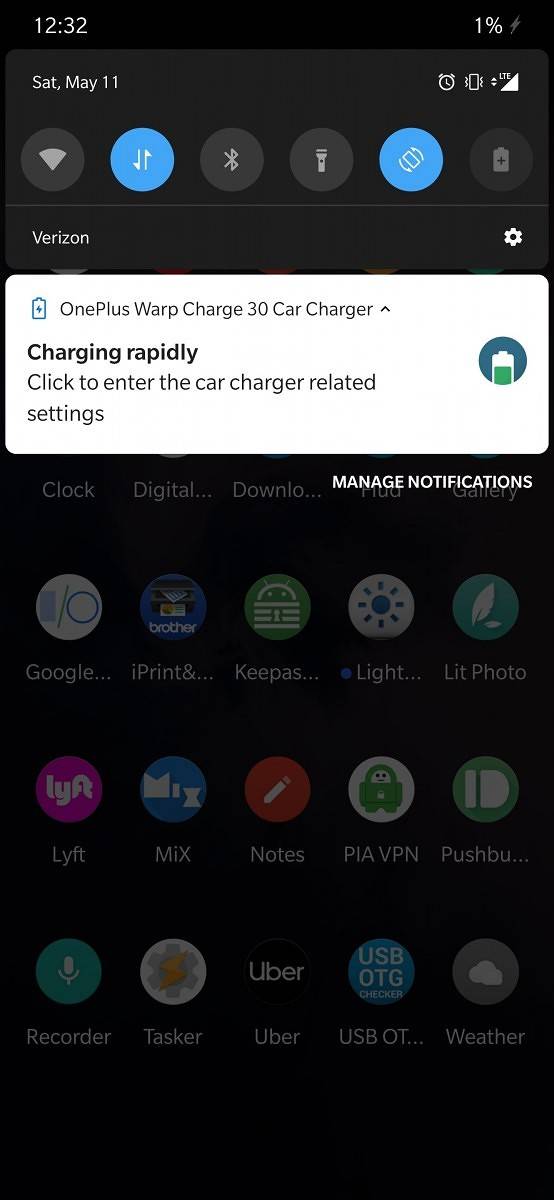 Warp Charge 30 Car Charger Driving Mode