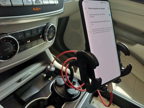 Warp Charge 30 Car Charger for the OnePlus 7 Pro