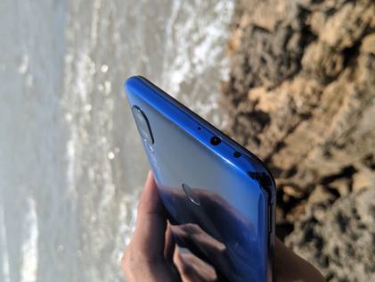 Redmi Y3 design