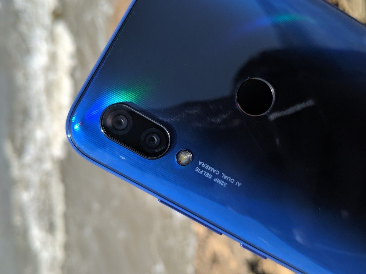 Redmi Y3 design