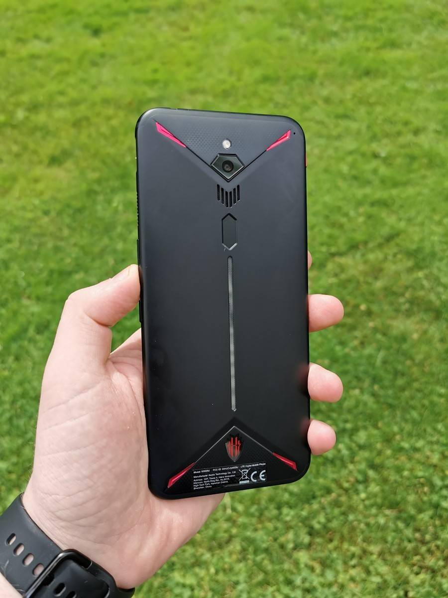Nubia Red Magic 3 review design