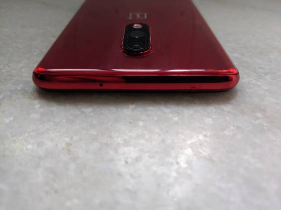 OnePlus 7 Mirror Red