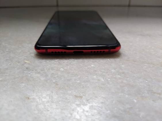 OnePlus 7 Mirror Red