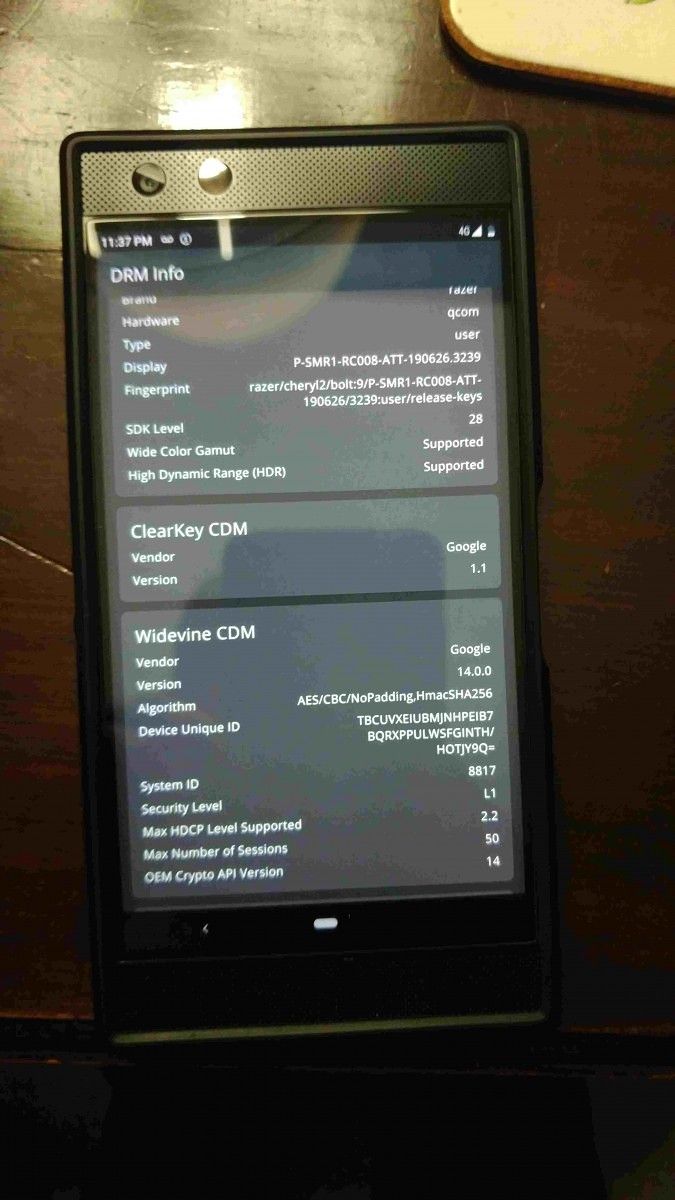【ジャンク】Razer Phone 2 ブラック 箱等付属品&おまけ Razer Phone 2 