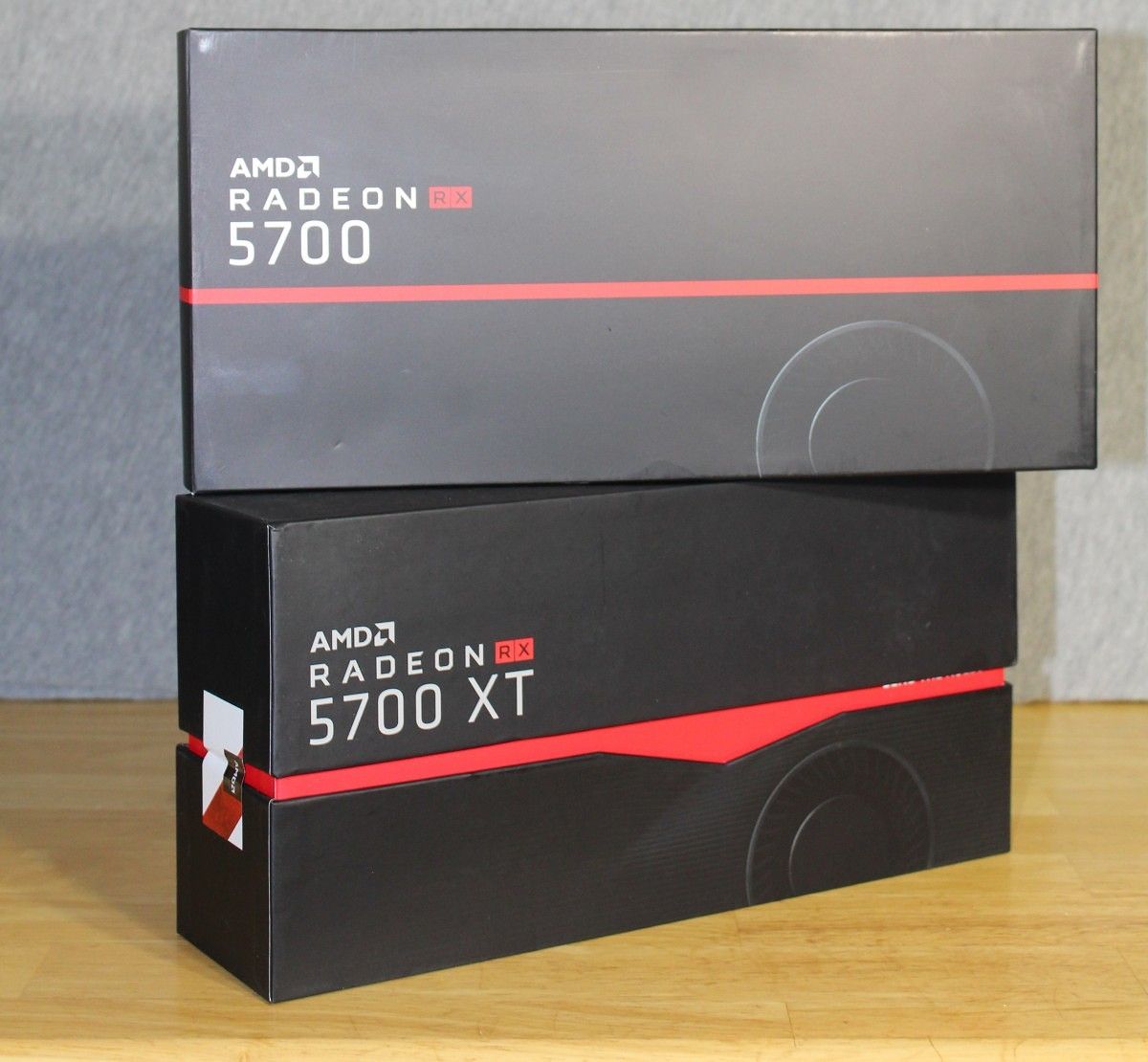 AMD Radeon RX 5700 box