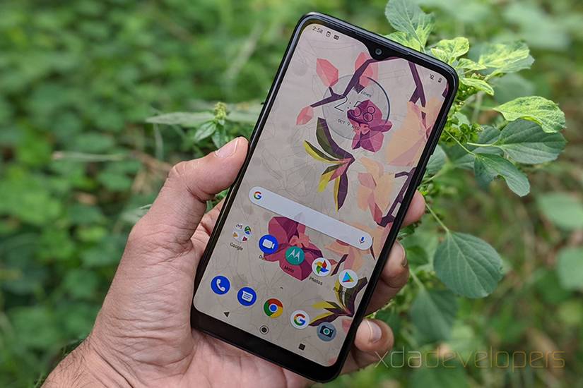 motorola one macro review