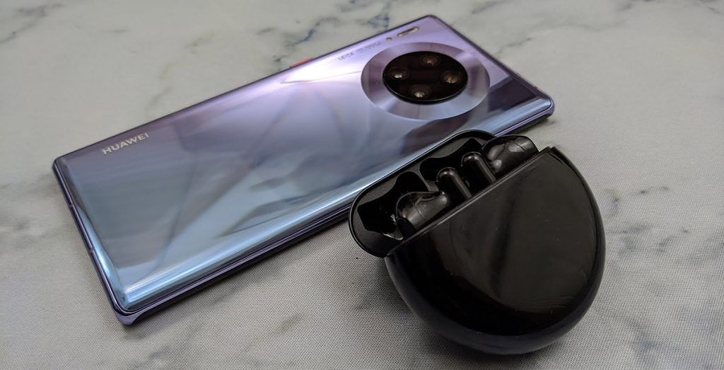 The HUAWEI FreeBuds 3 with Intelligent Noise Cancellation