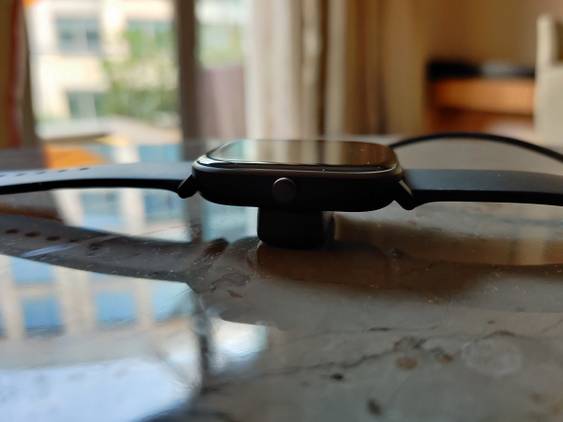 Huami Amazfit GTS Smartwatch/Fitness Tracker - Charging