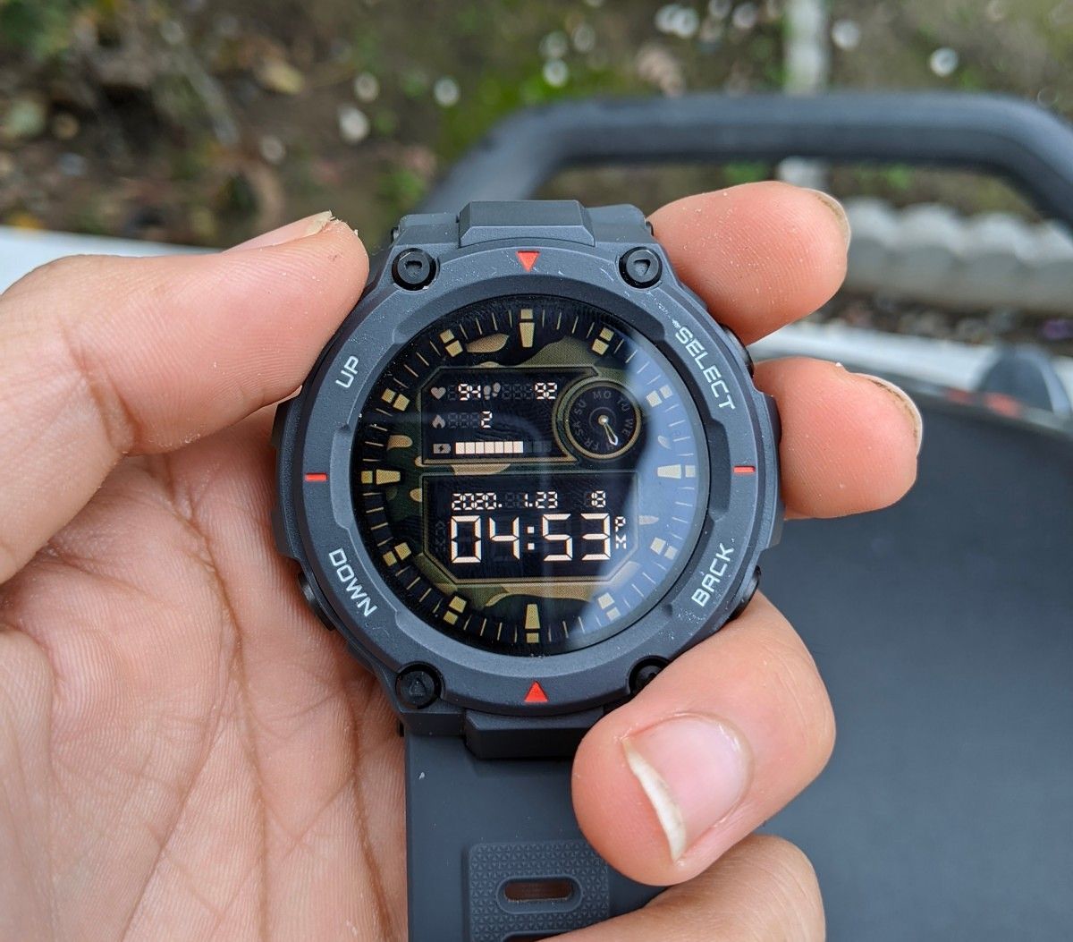 Huami Amazfit T-Rex Review: Durable in Build and Battery