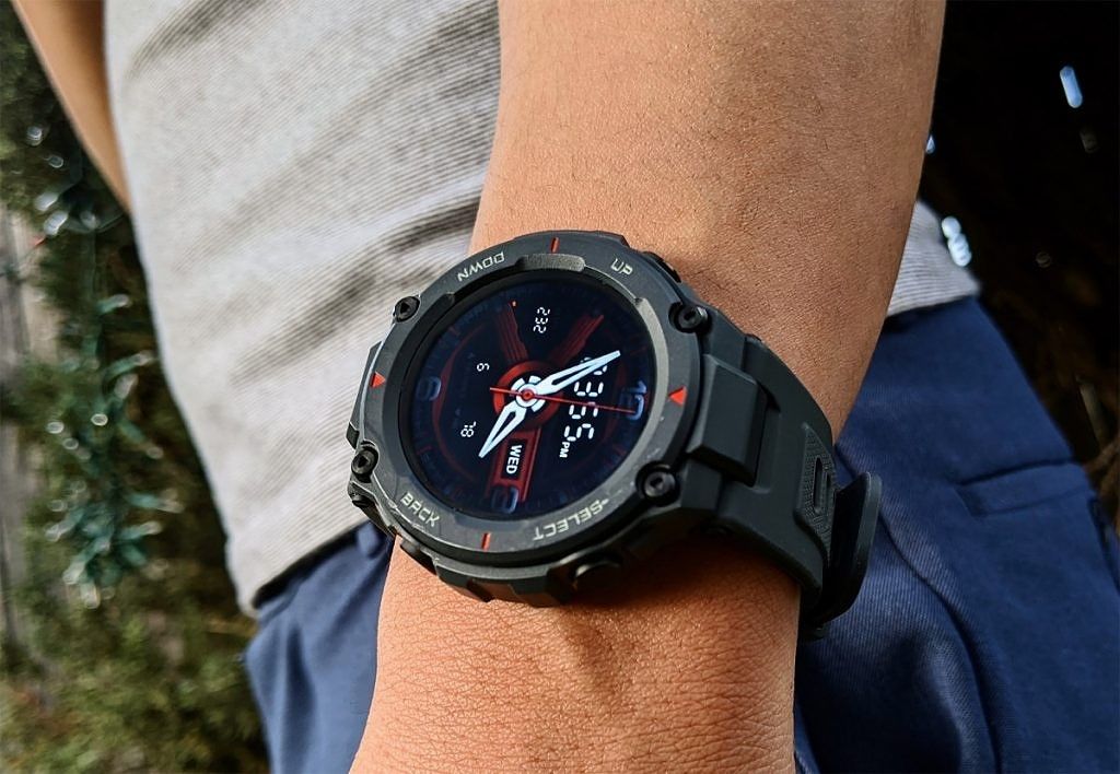 Huami Amazfit T-Rex Review: Durable in Build and Battery