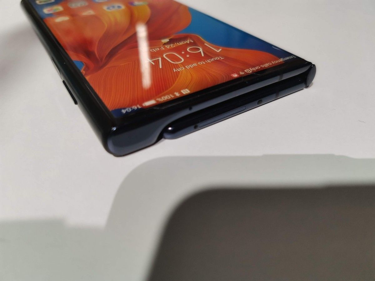 huawei mate xs