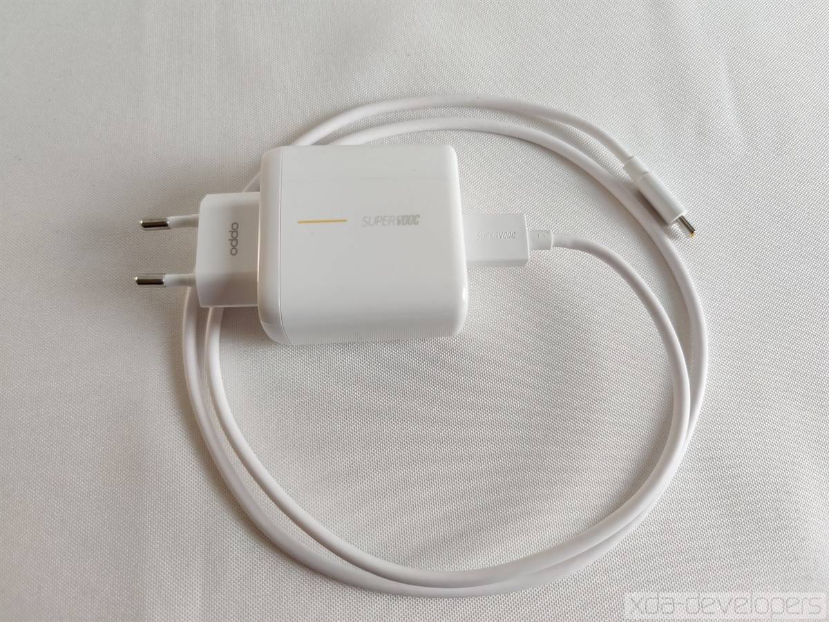 OPPO SuperVOOC 2.0 charger