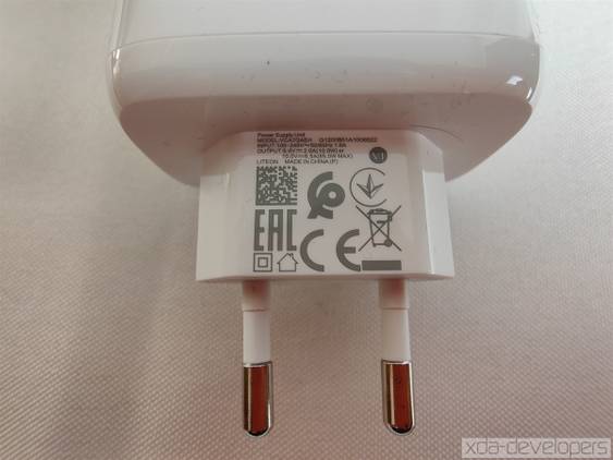 OPPO SuperVOOC 2.0 charger