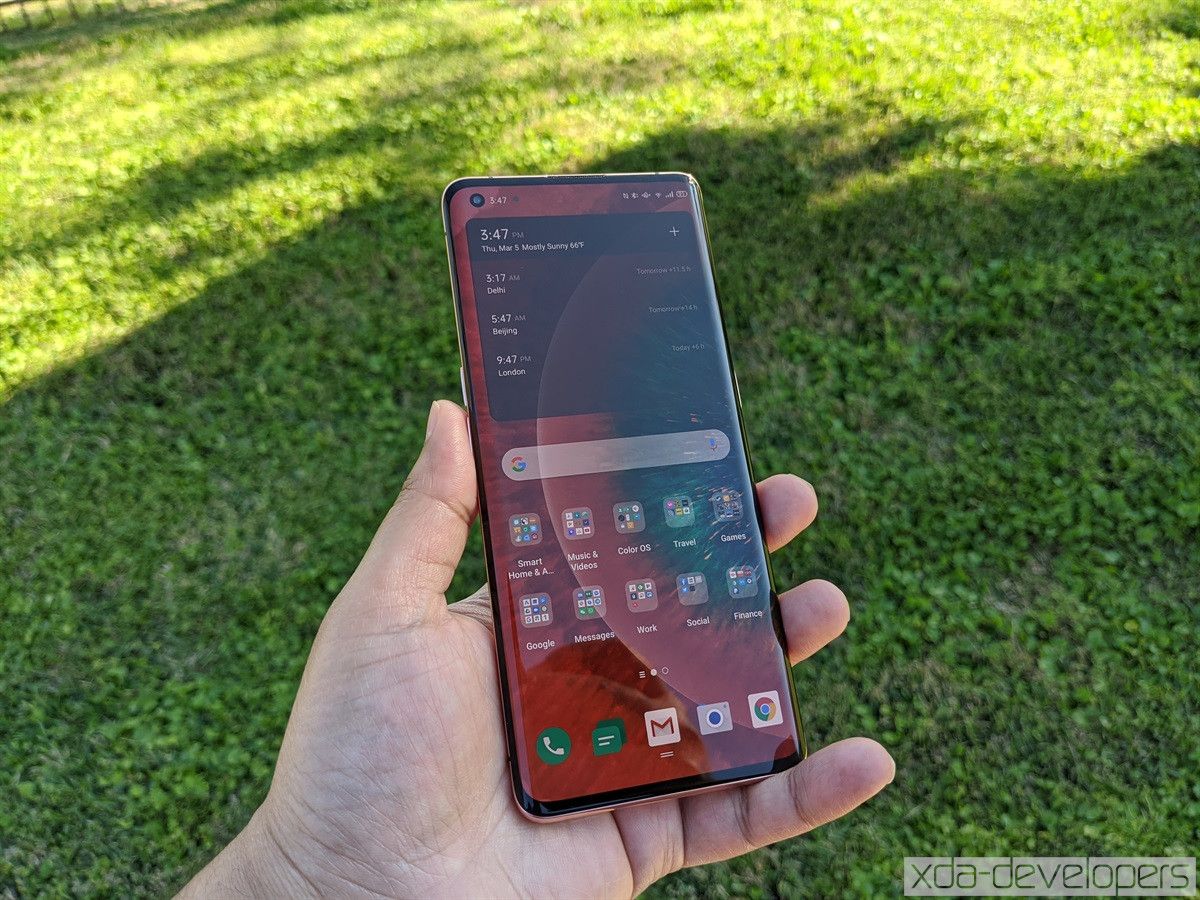 OPPO Find X2 Pro display