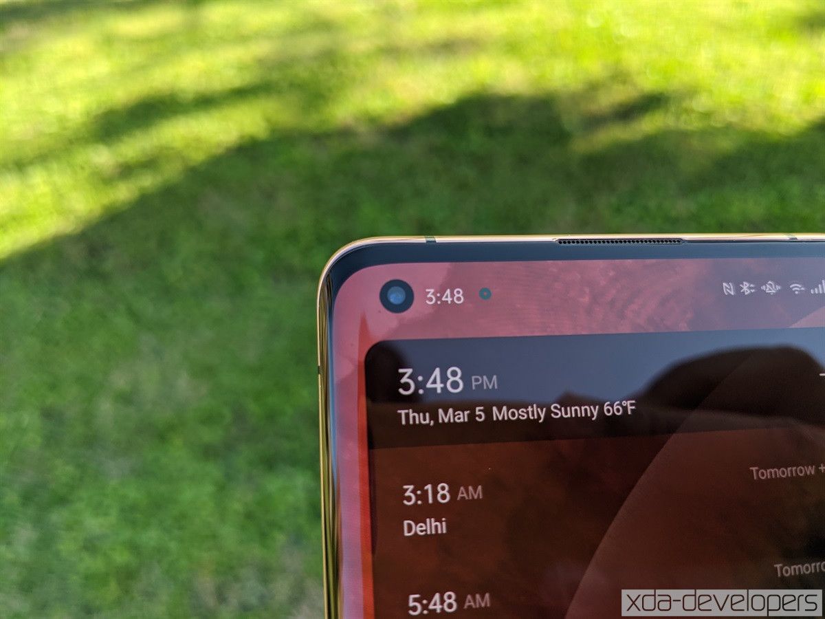 OPPO Find X2 Pro display