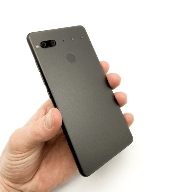 Scrapped Essential Phone 2 and 3 get shown off by a former