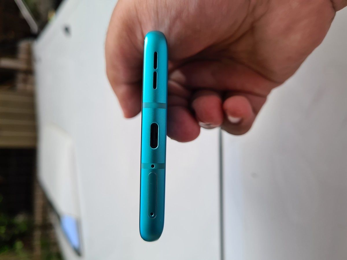 OnePlus 8 Pro vs Samsung Galaxy S20+