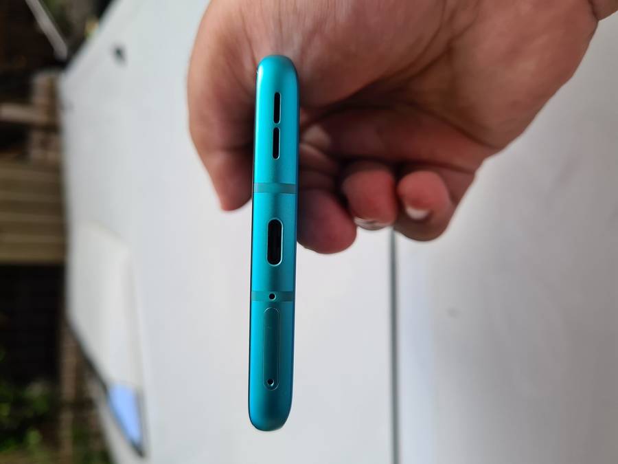 OnePlus 8 Pro vs Samsung Galaxy S20+