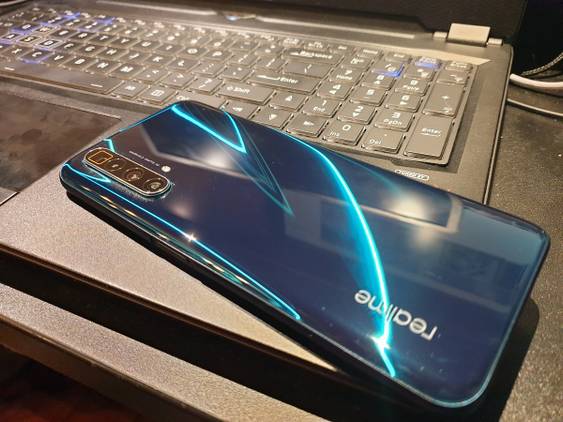 Realme X3 SuperZoom