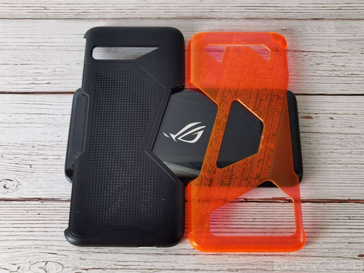 Neon Aero and Lightning Armor cases for the ASUS ROG Phone 3