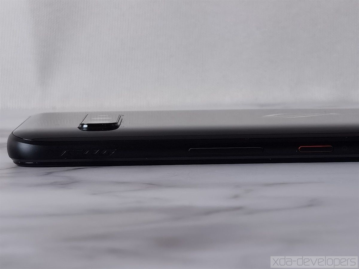 ASUS ROG Phone 3 rear design