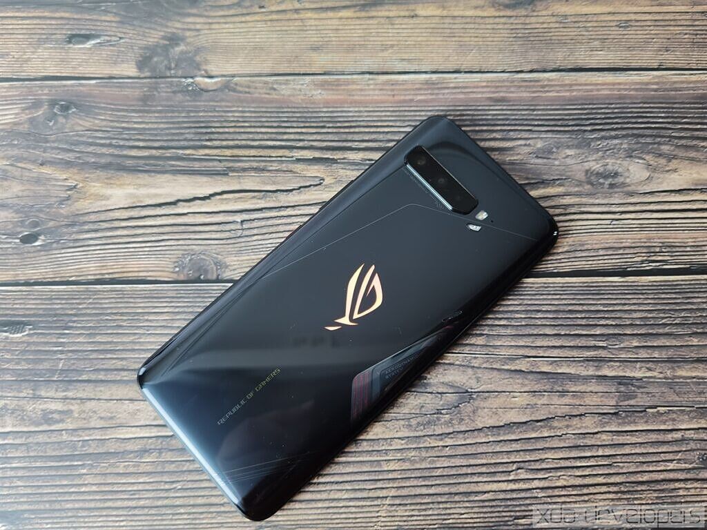 ASUS ROG Phone 3 Review: The King of Gaming Smartphones is back