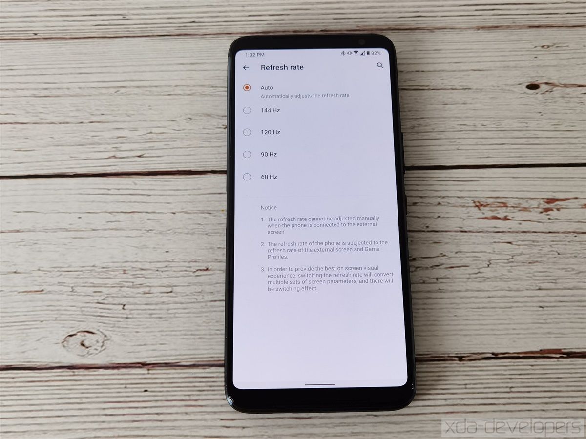 144Hz refresh rate options on ASUS ROG Phone 3