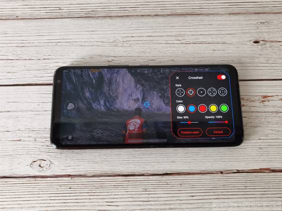 Crosshair from Game Genie on ASUS ROG Phone 3