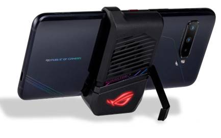 ASUS ROG Phone 3 with AeroActive Cooler 3