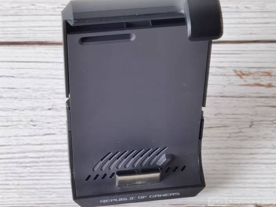 AeroActive Cooler 3 on the ASUS ROG Phone 3