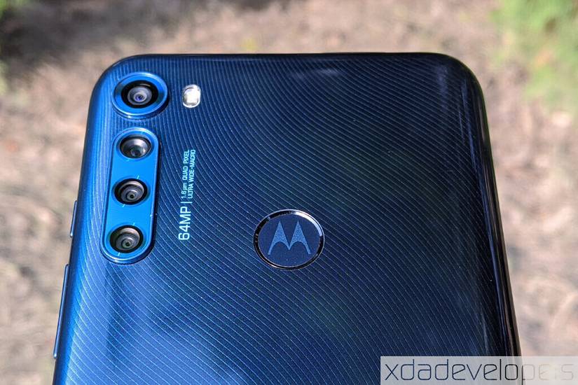 Motorola One 